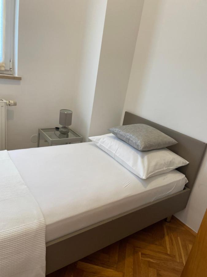Apartments Vip Спліт Екстер'єр фото
